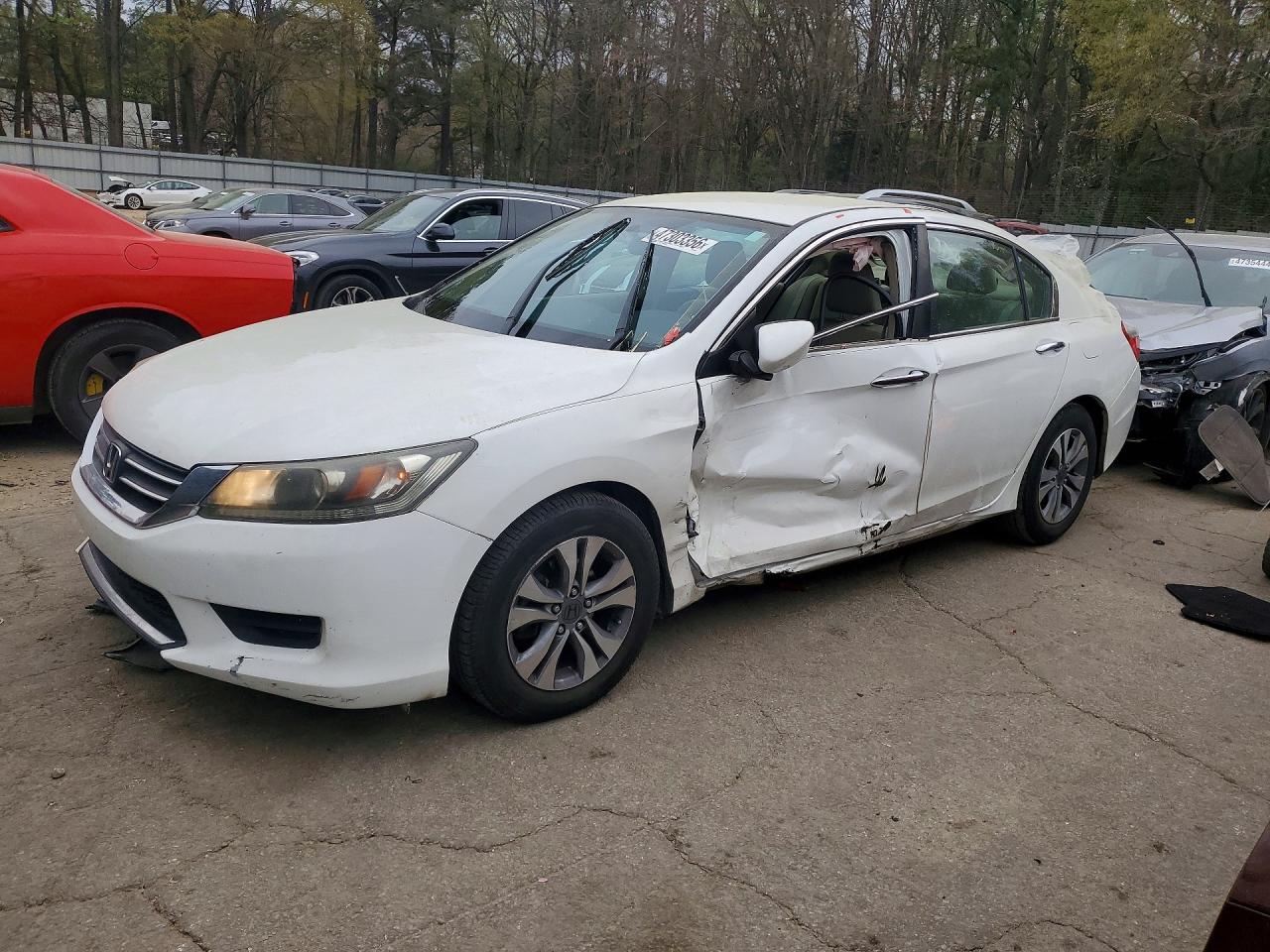 Salvage Honda Accord Image