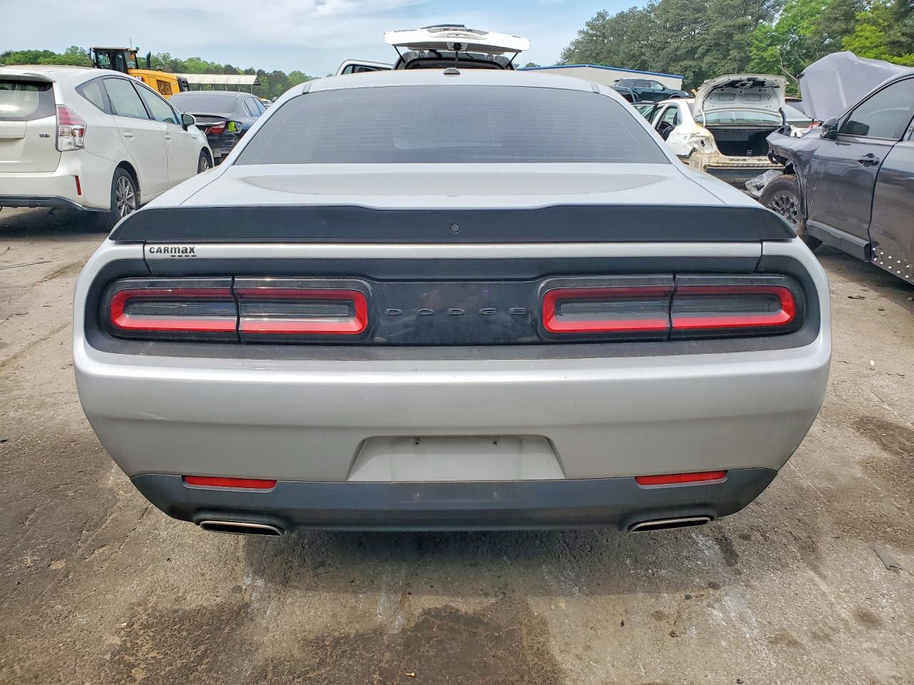 Dodge Challenger Sxt