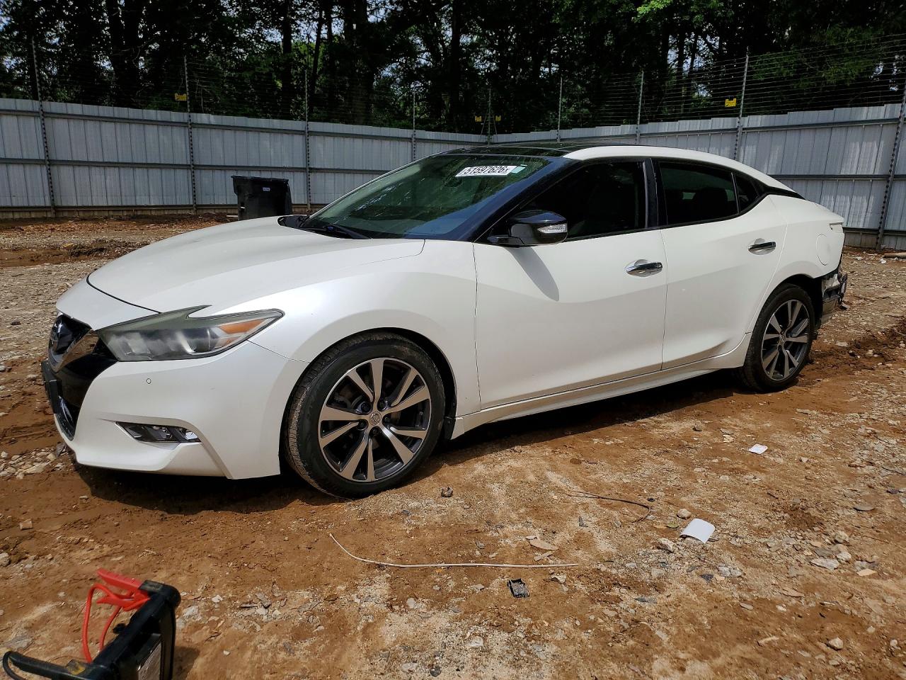 Salvage Nissan Maxima Image