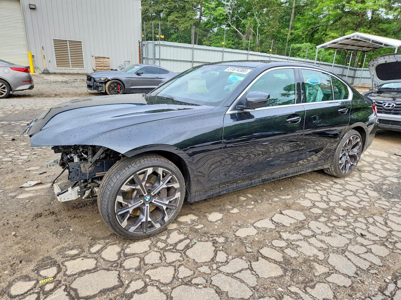Salvage BMW 3 Series Image