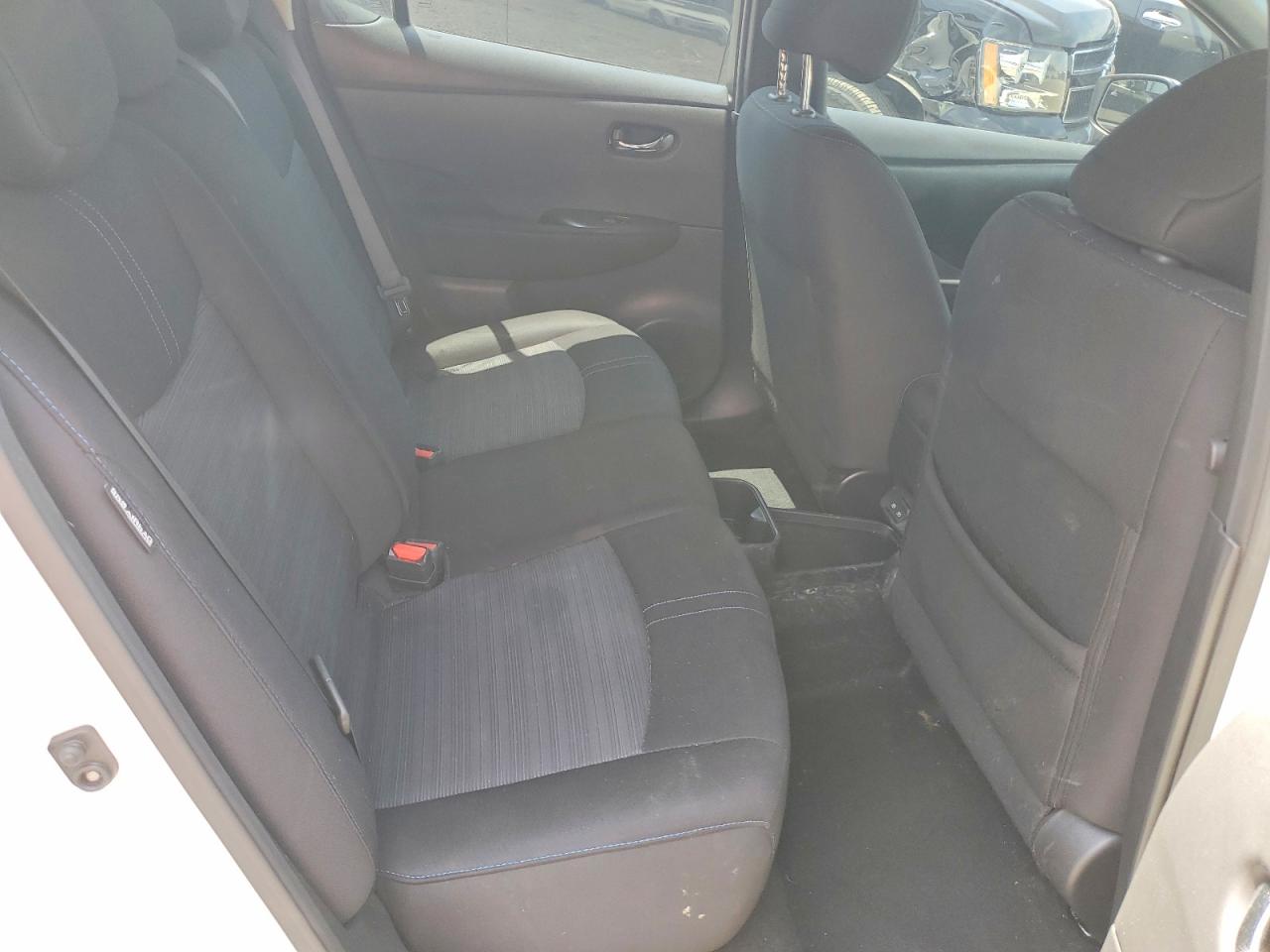 Nissan LEAF S