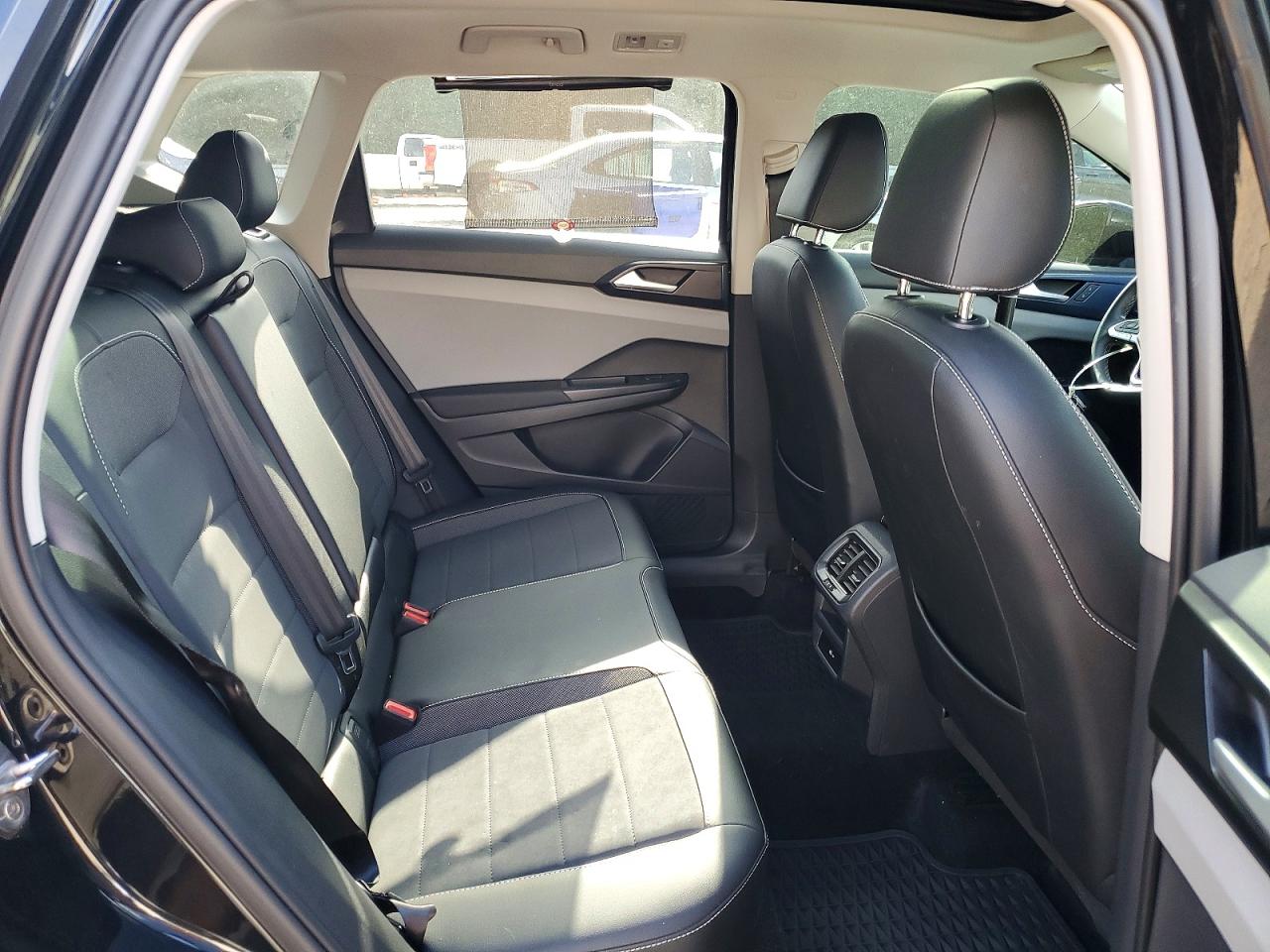 Volkswagen Taos Se