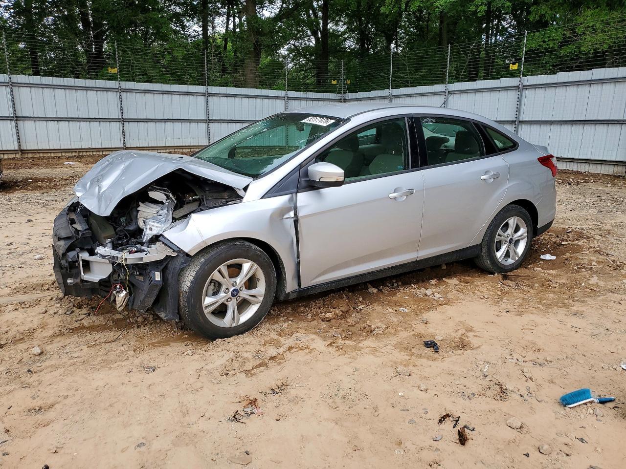 Salvage Ford Focus Image
