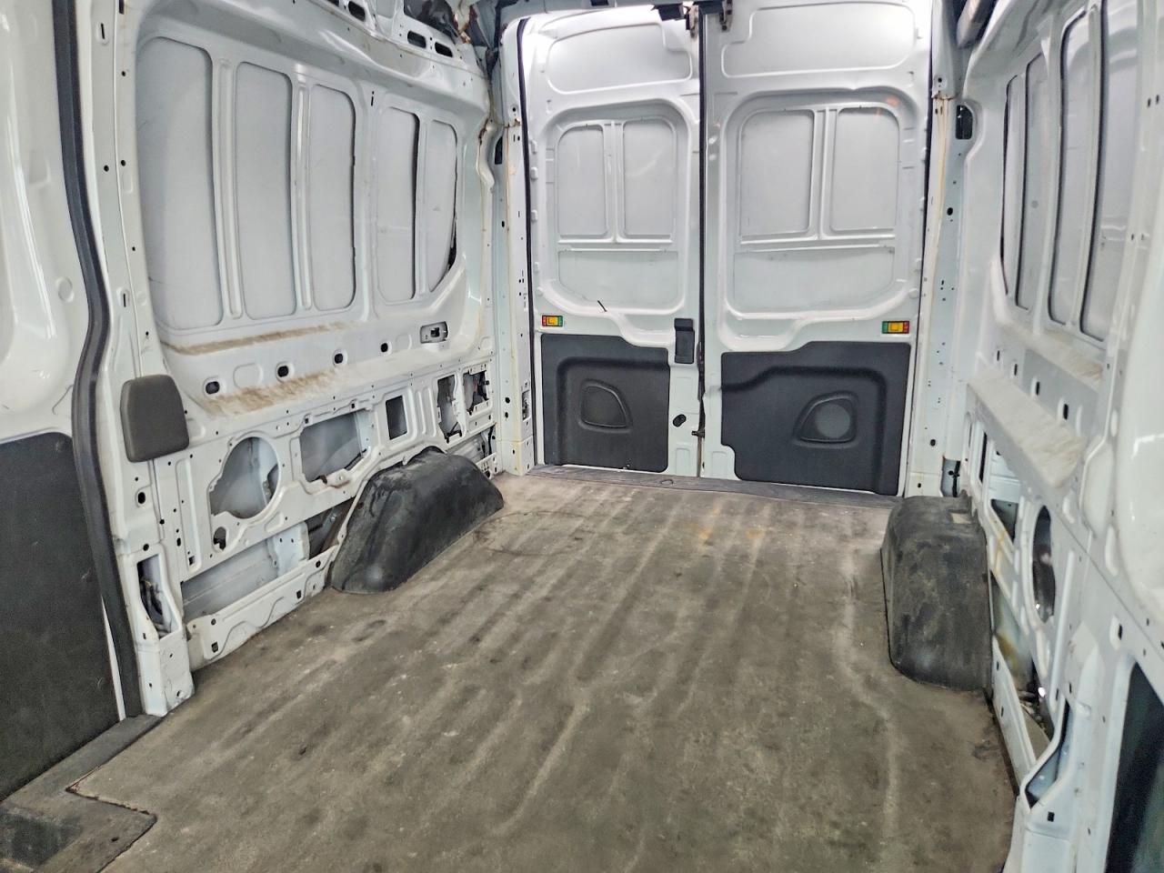 Ford Transit T-250