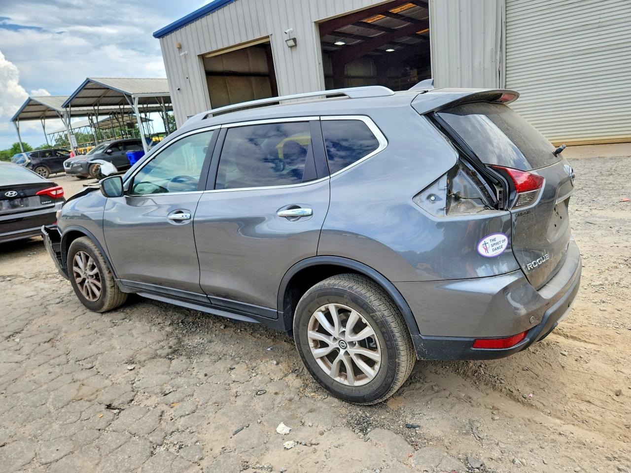 Nissan Rogue Sv