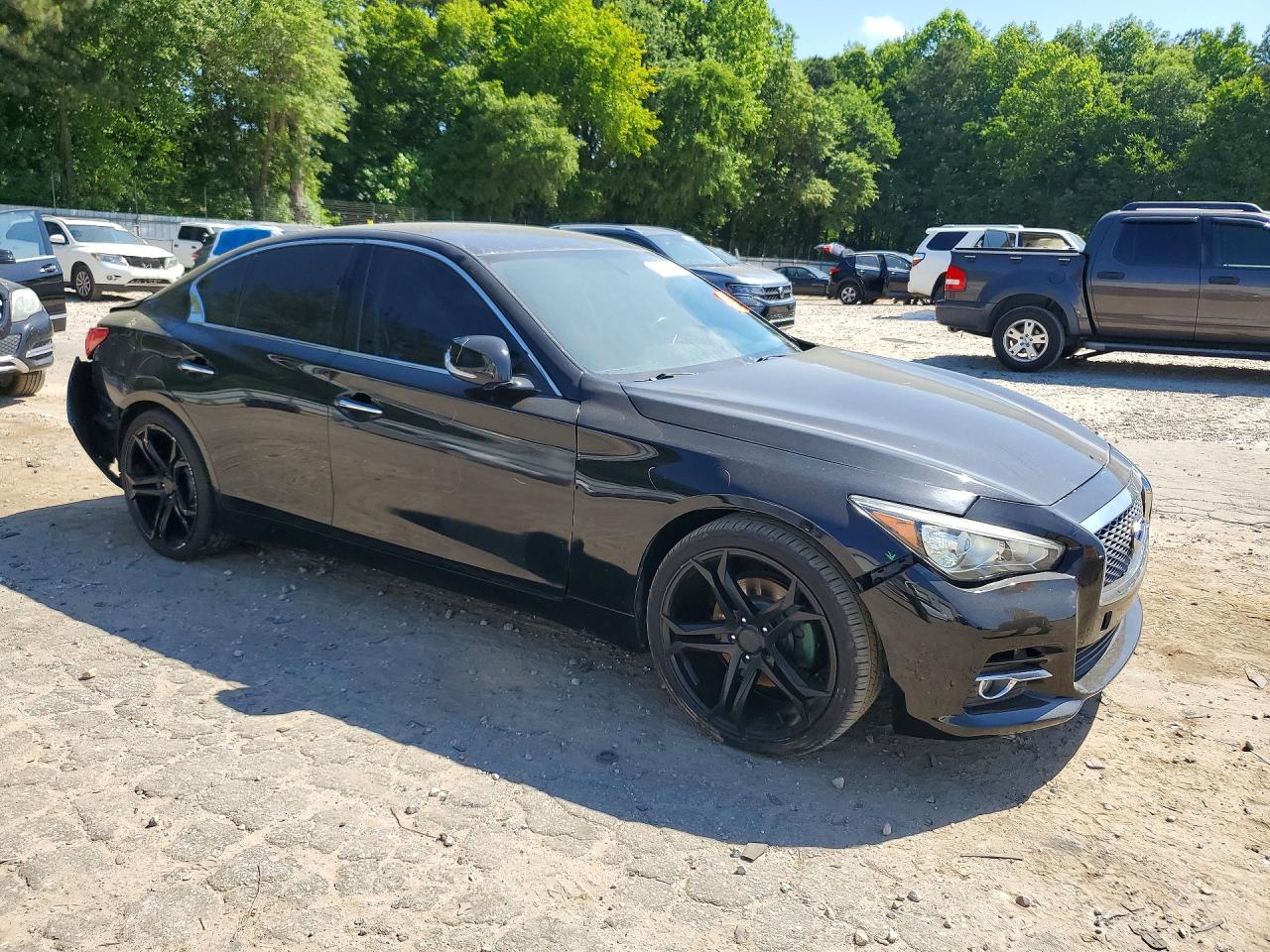 INFINITI Q50 Base