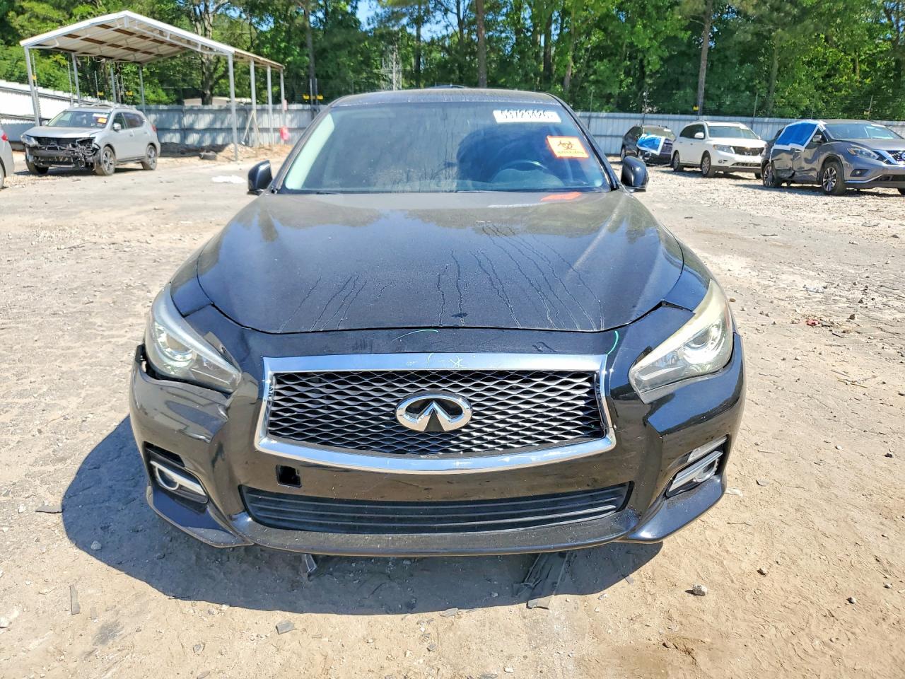 INFINITI Q50 Base