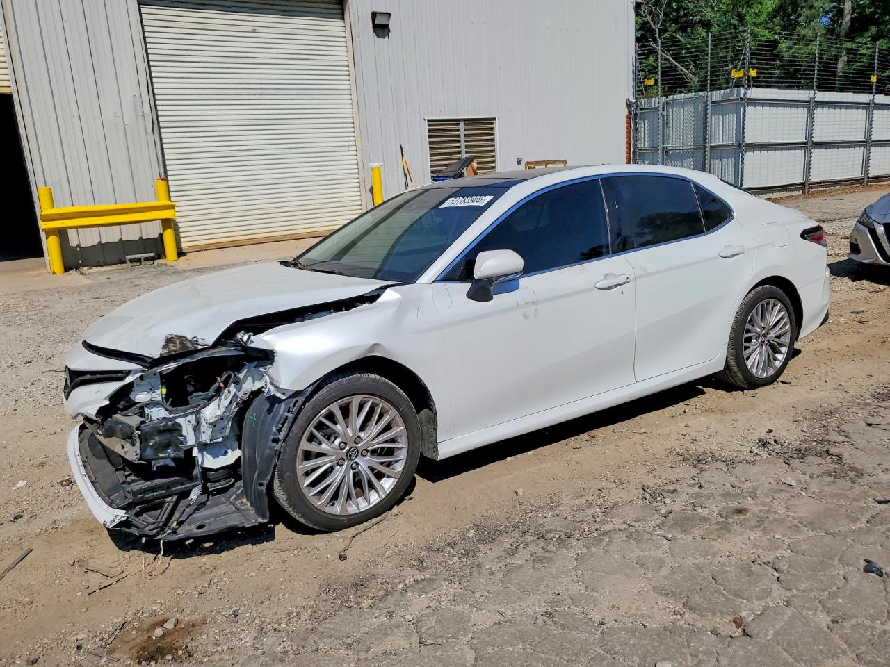 Salvage Toyota Camry Image