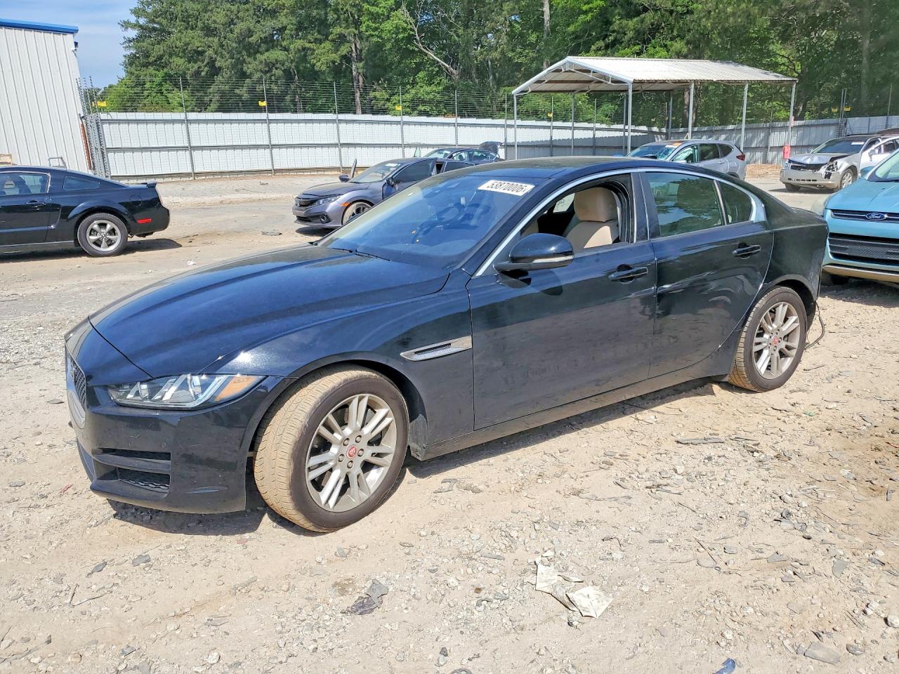 Salvage Jaguar XE Image