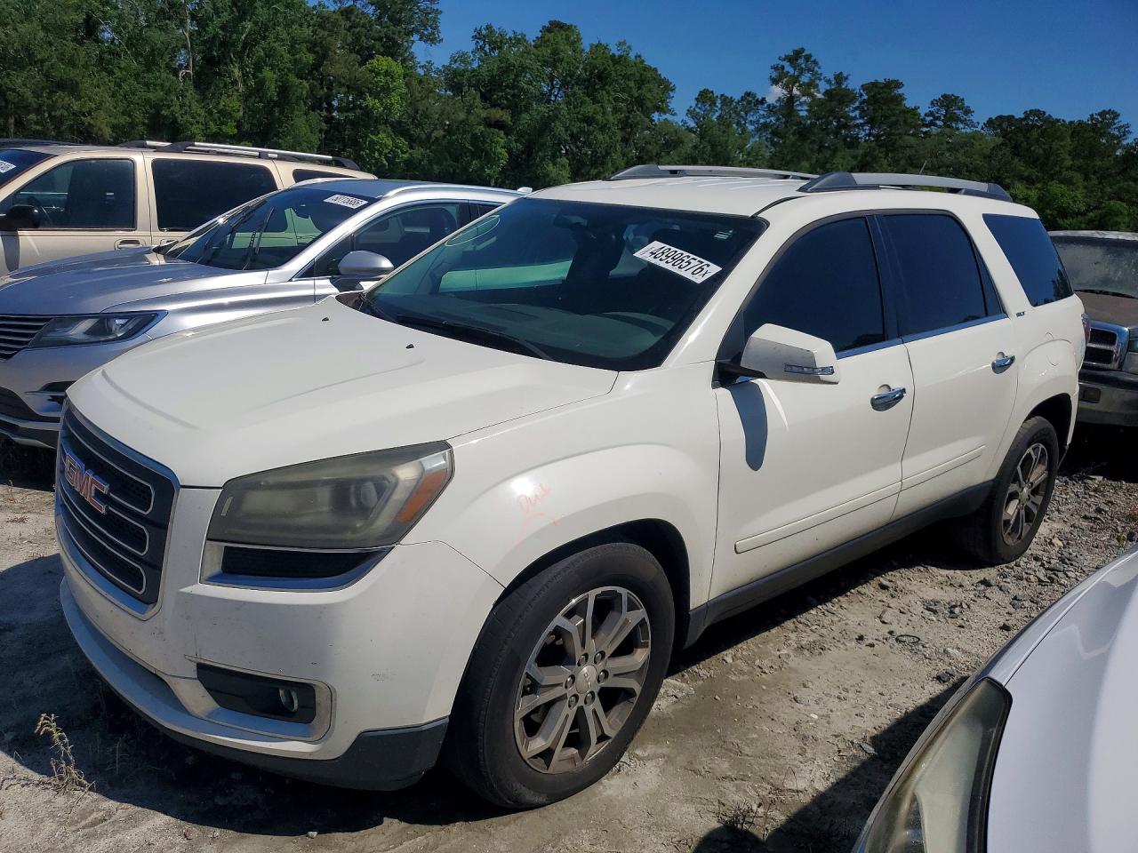 Salvage GMC Acadia Image