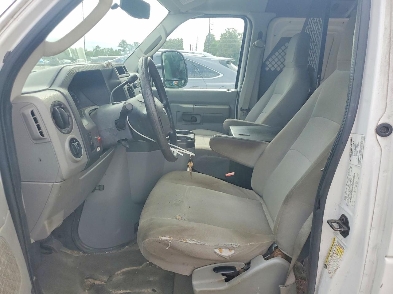 Ford Econoline E150 Van