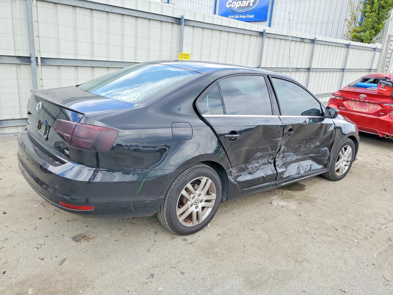 Volkswagen Jetta S