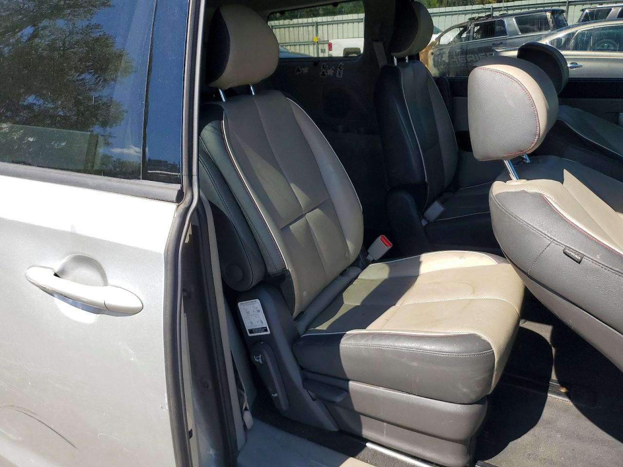 Kia Sedona Sx