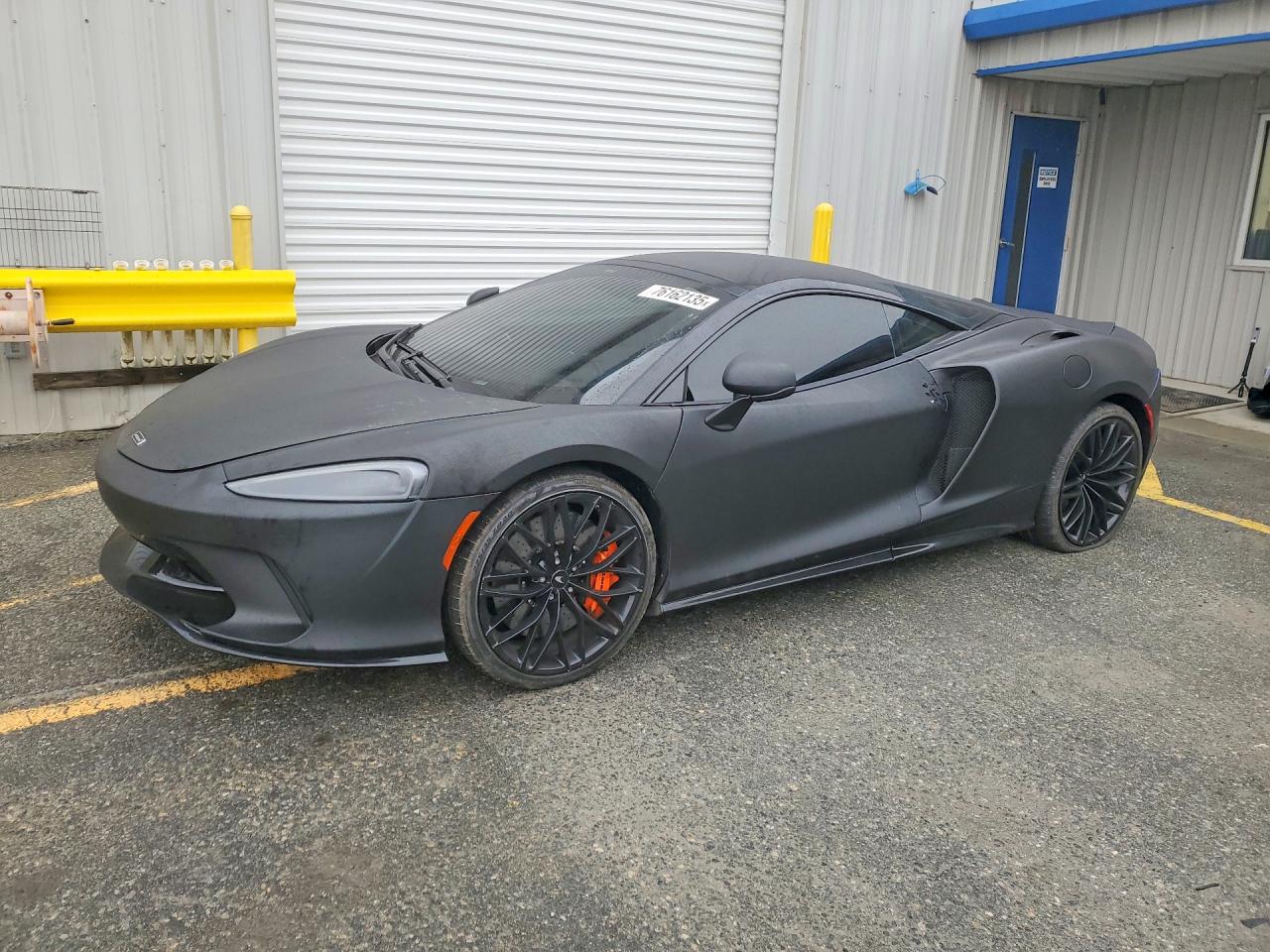Salvage McLaren GT Image