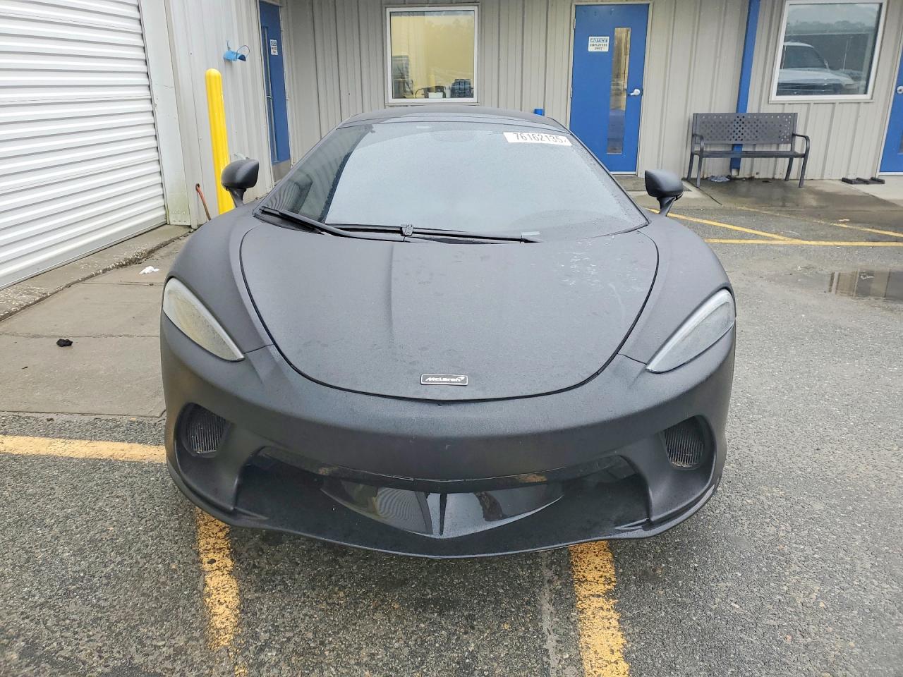 McLaren GT