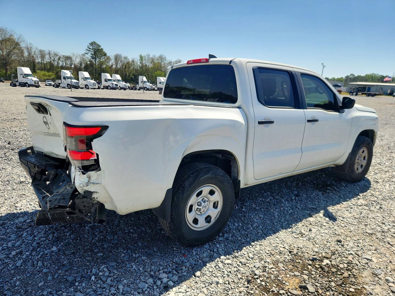 Nissan Frontier S