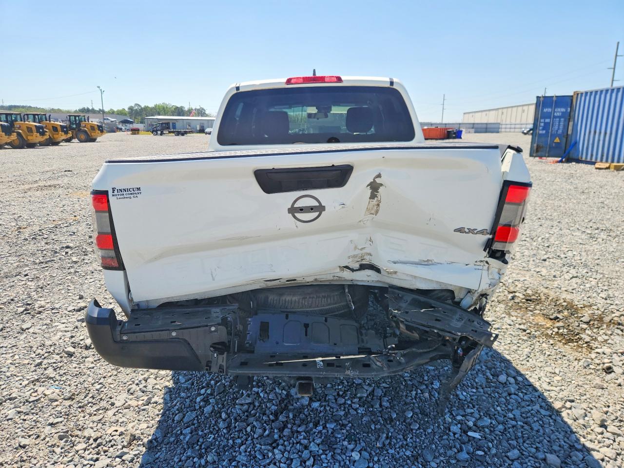 Nissan Frontier S