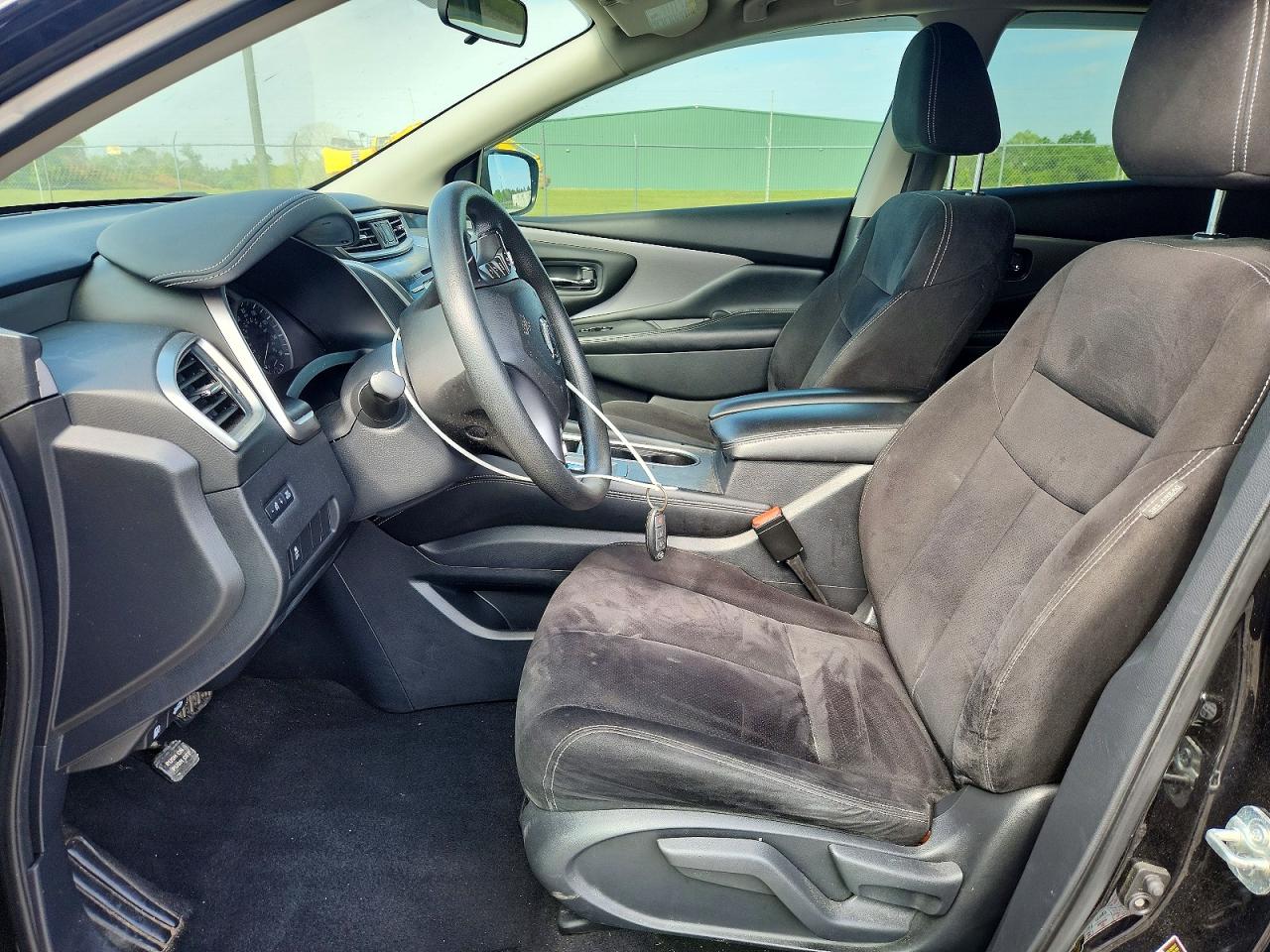 Nissan Murano S
