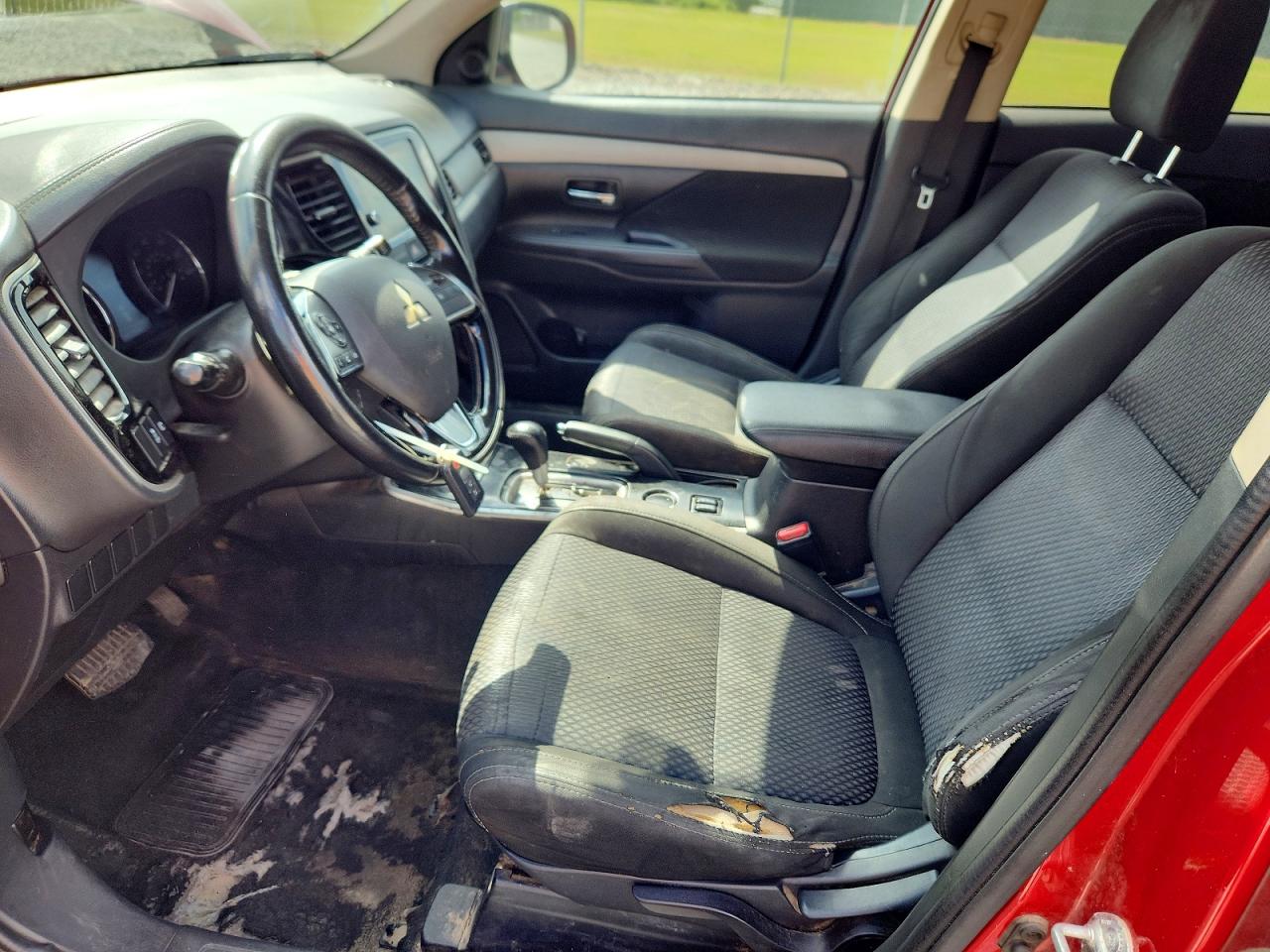 Mitsubishi Outlander Se