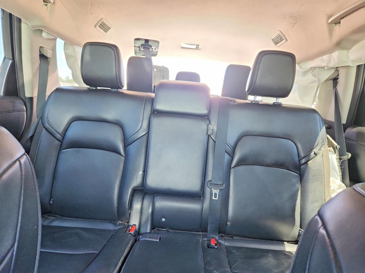 Nissan Pathfinder Sl