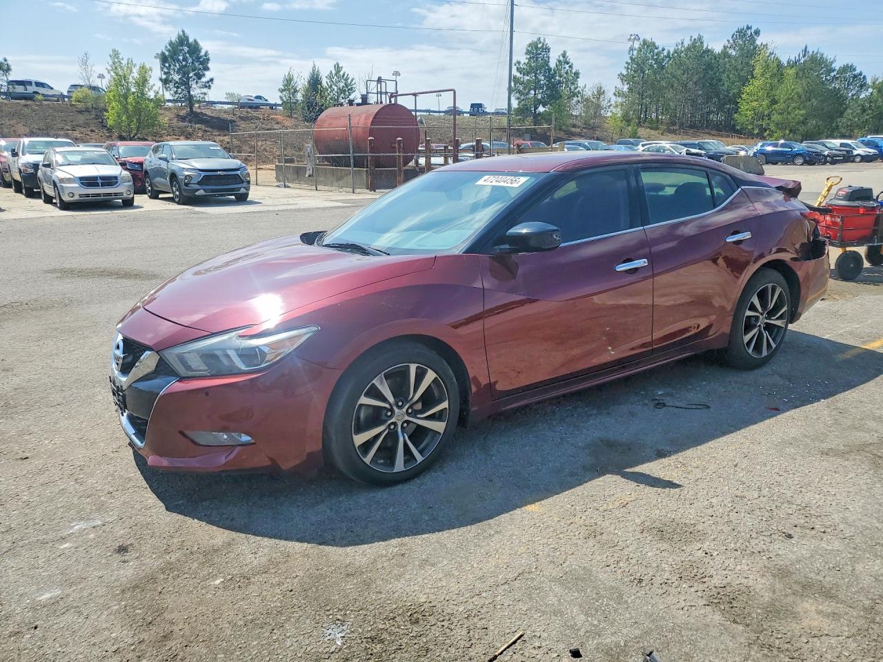 Salvage Nissan Maxima Image