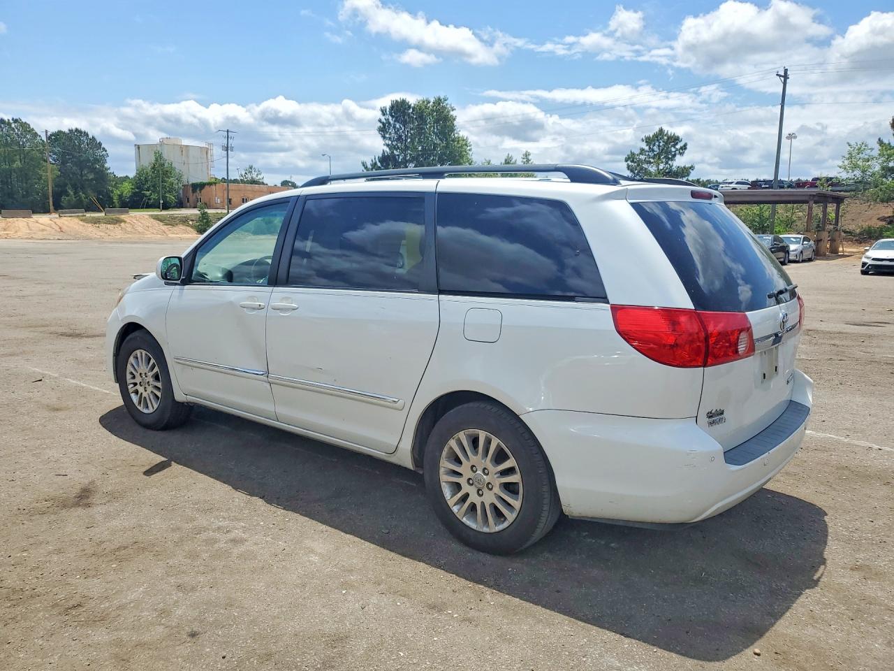 Toyota Sienna Xle Limited 7-passenger