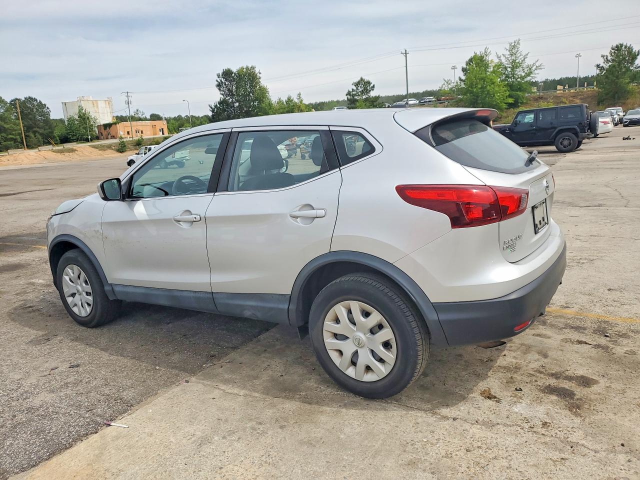 Nissan Rogue S