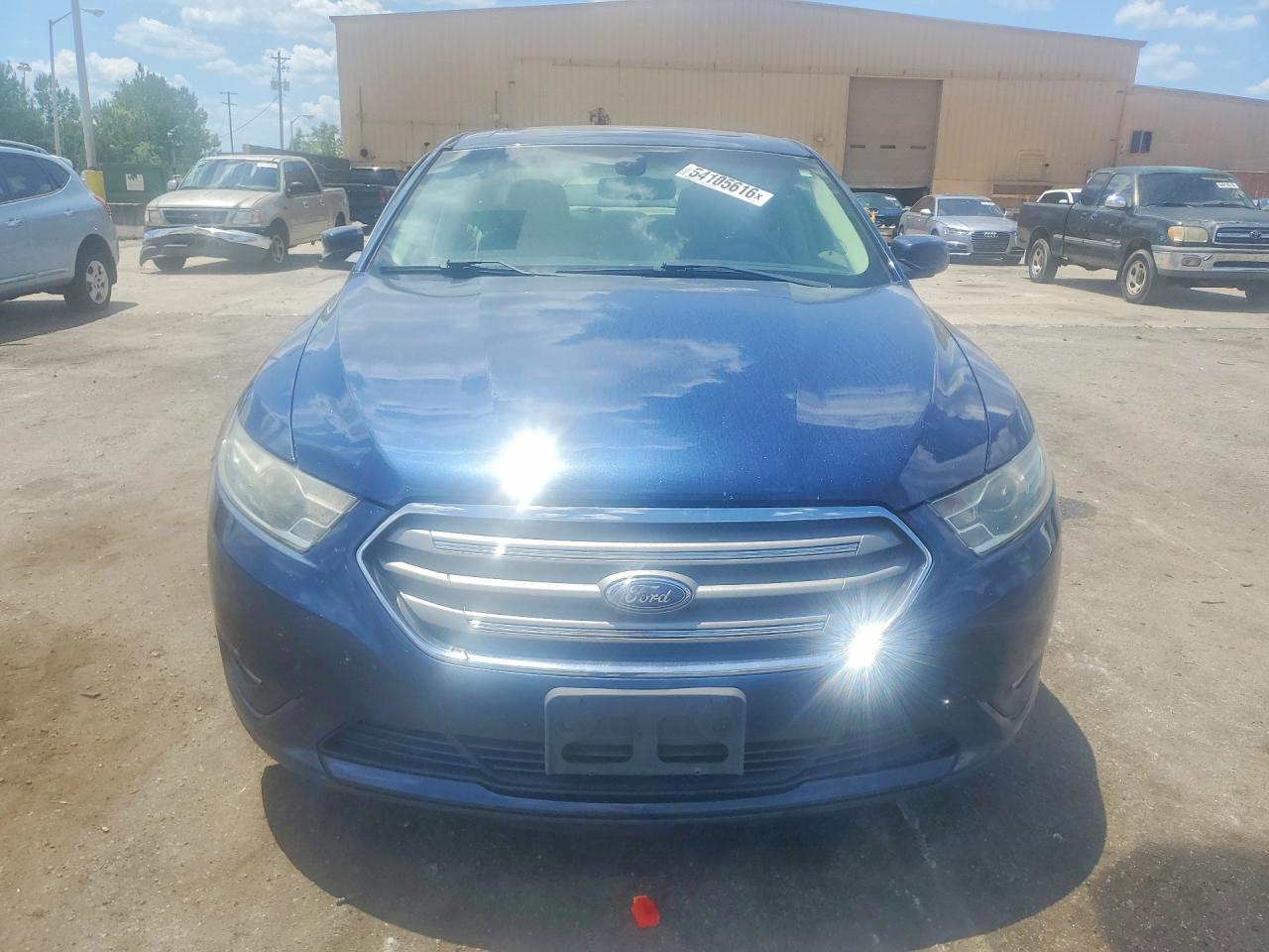 Ford Taurus Sel
