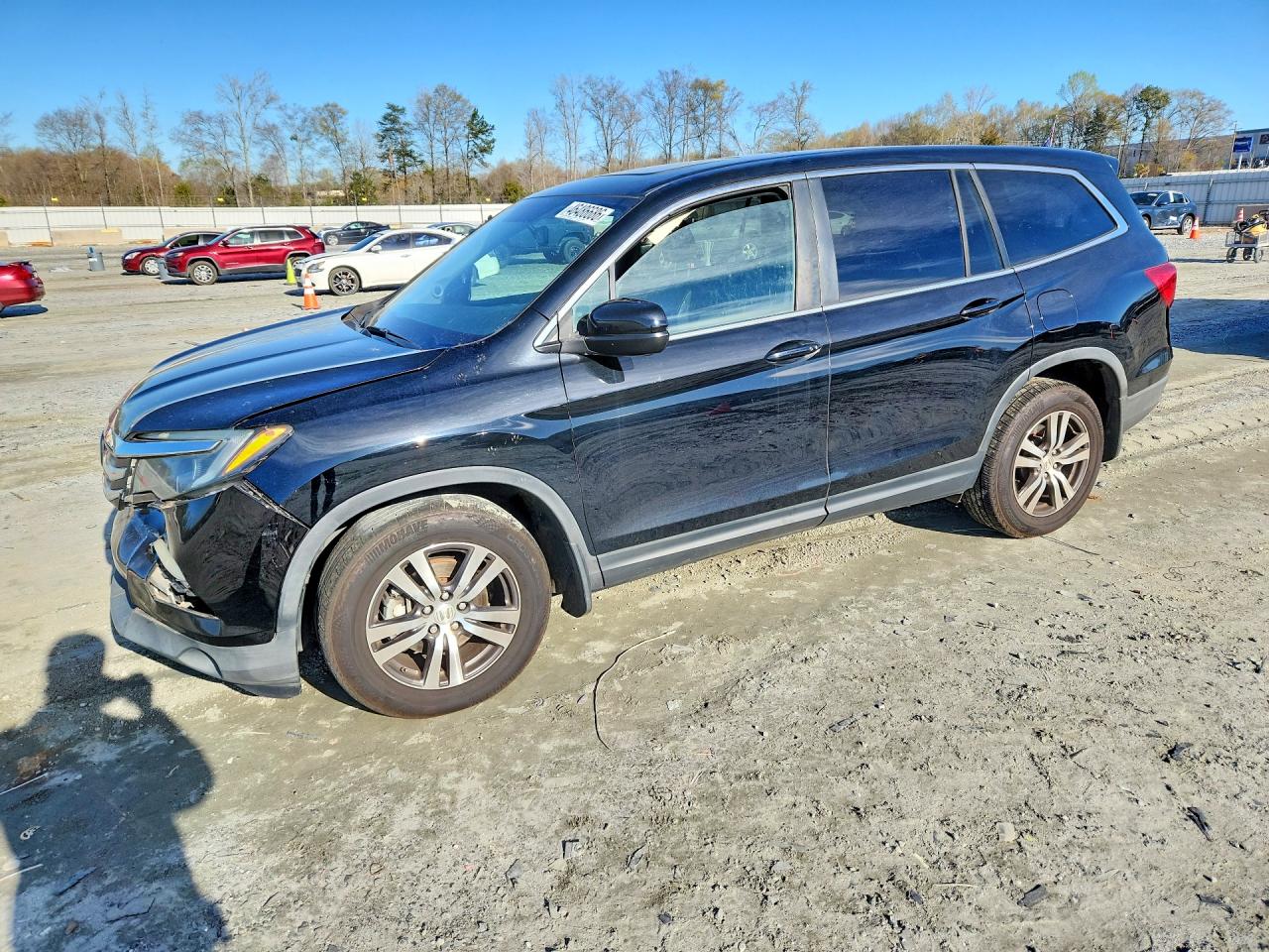 Salvage Honda Pilot Image
