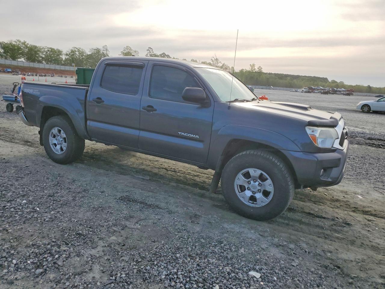 Toyota Tacoma V6
