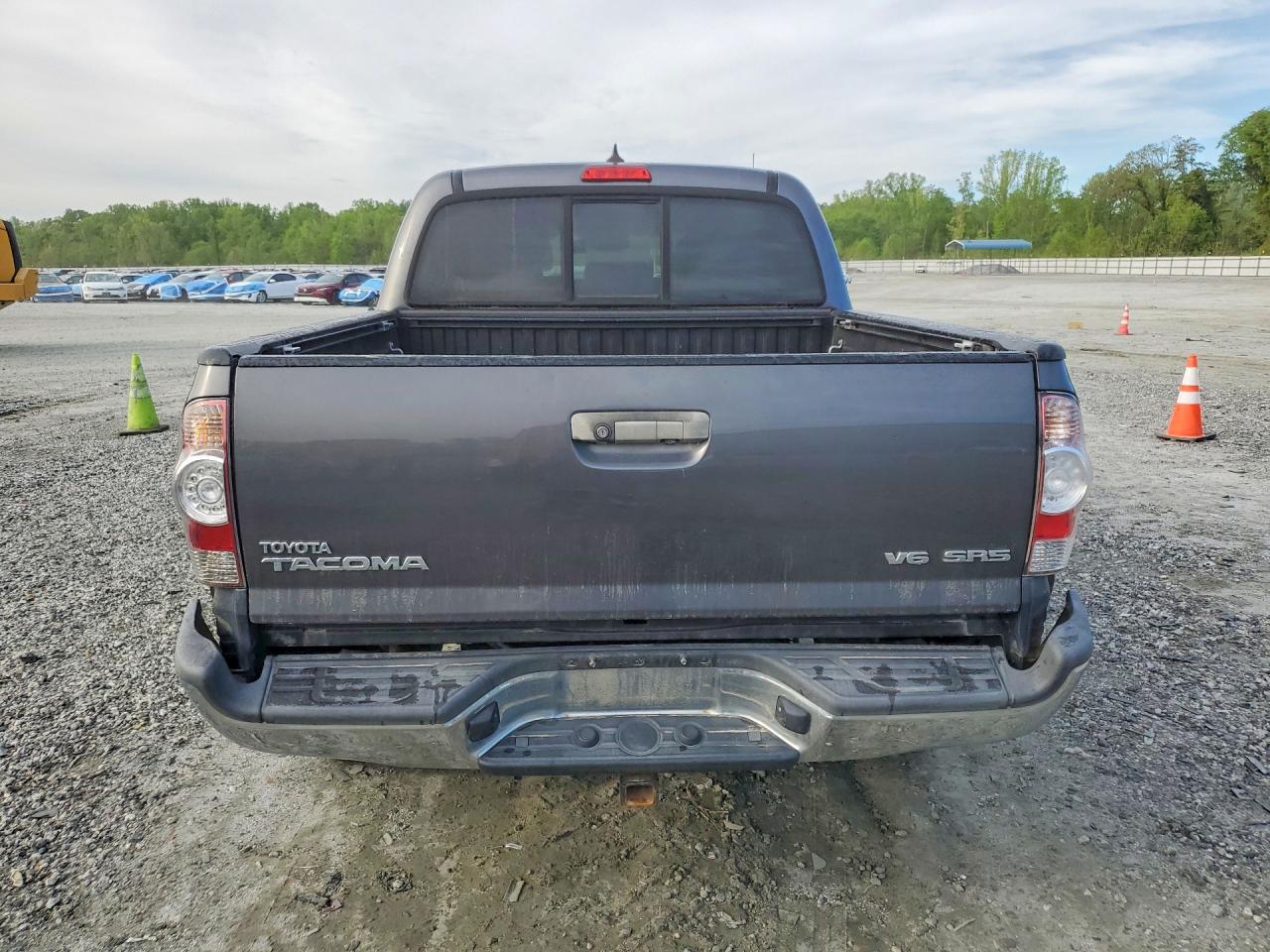 Toyota Tacoma V6