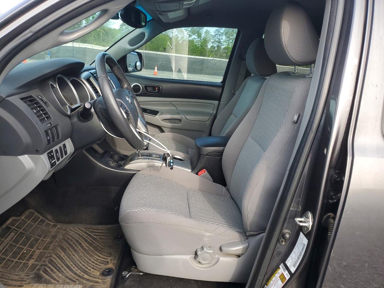 Toyota Tacoma V6
