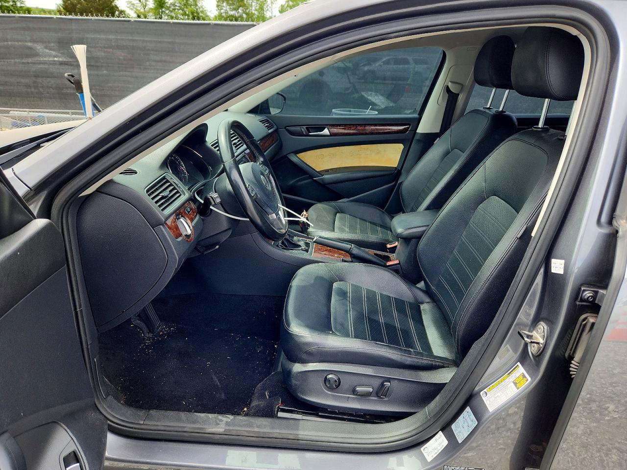 Volkswagen Passat Sel