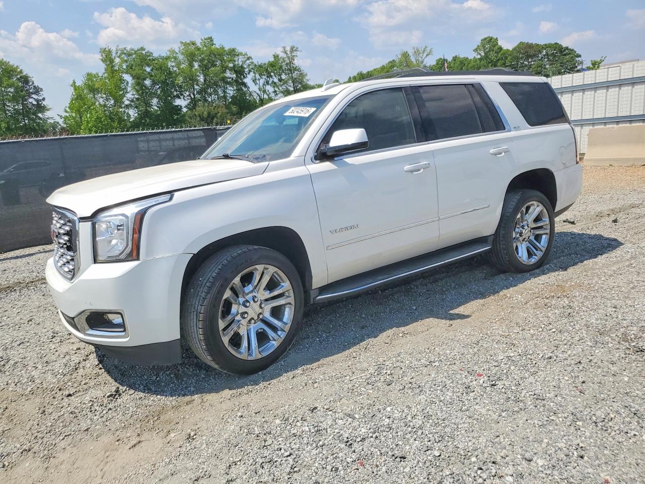 Salvage GMC Yukon Image
