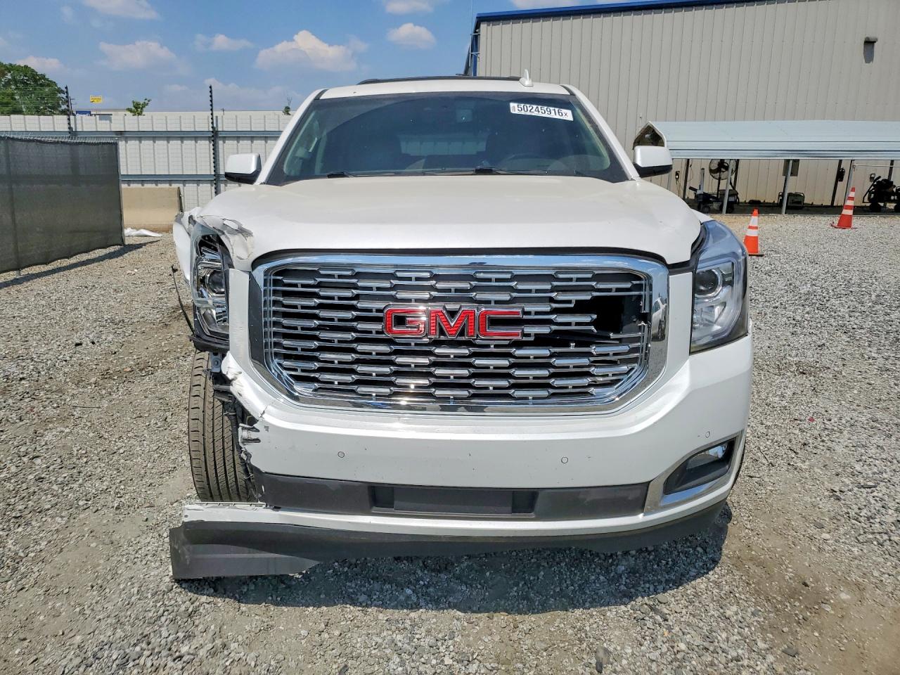 GMC Yukon Slt