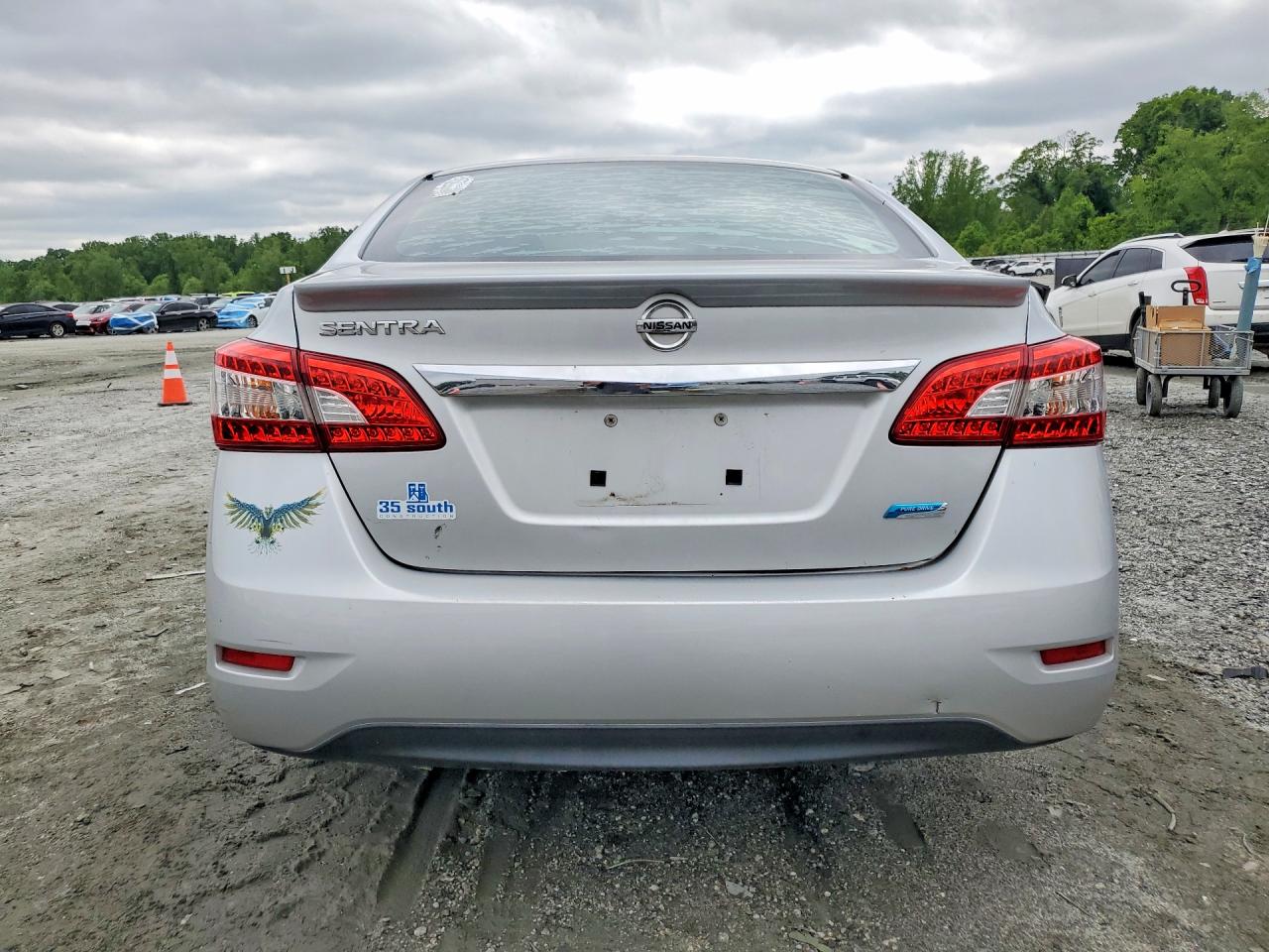 Nissan Sentra Fe+ Sv