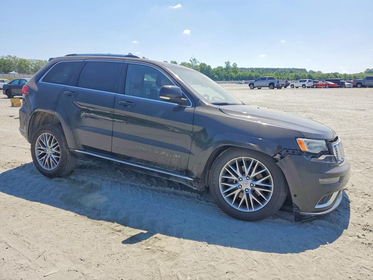 Jeep Grand Cherokee Summit