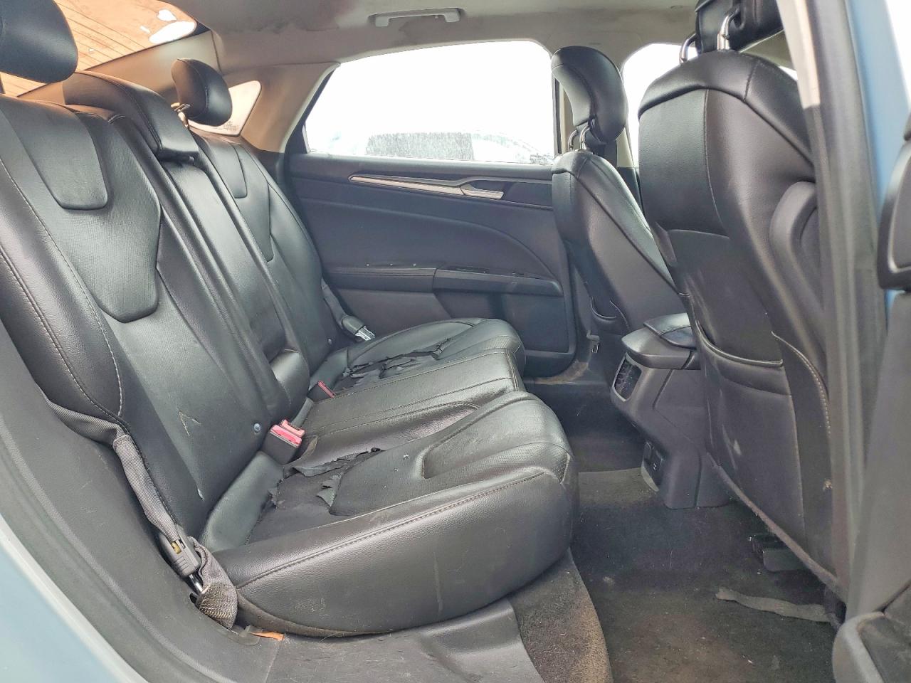 Ford Fusion Titanium Phev