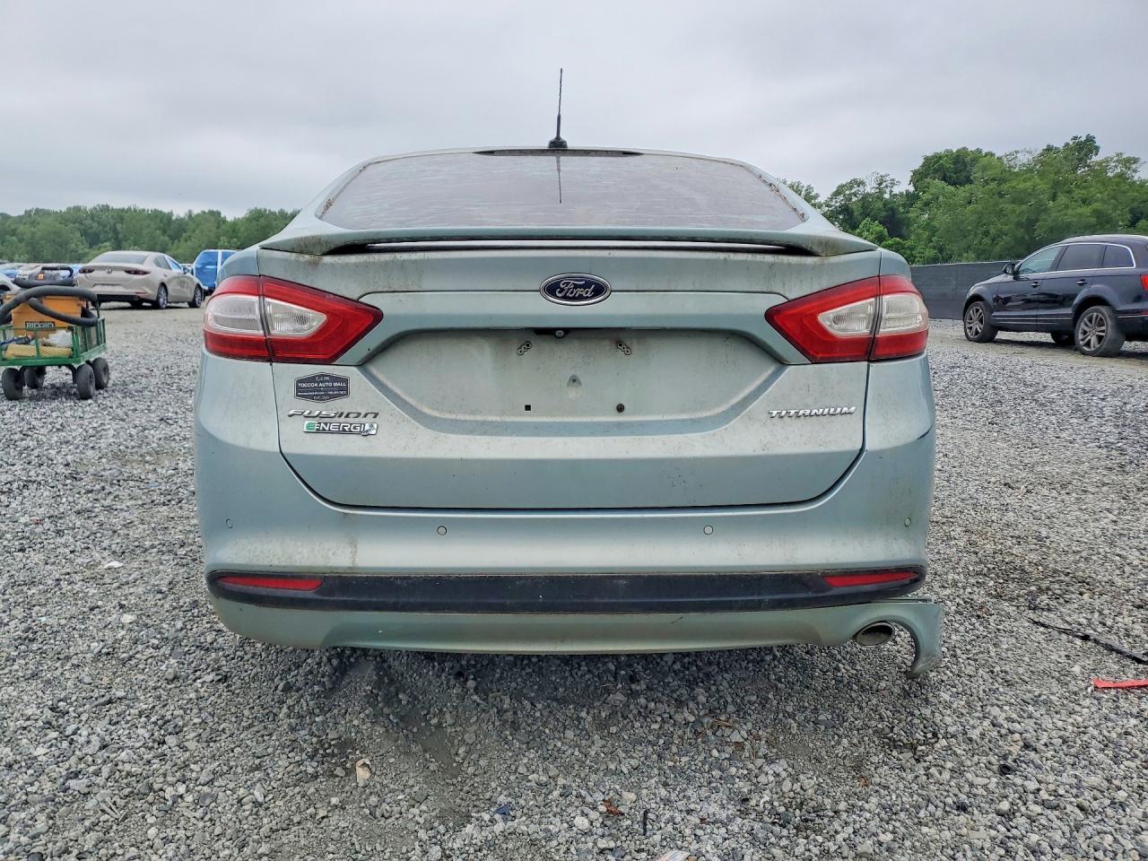 Ford Fusion Titanium Phev