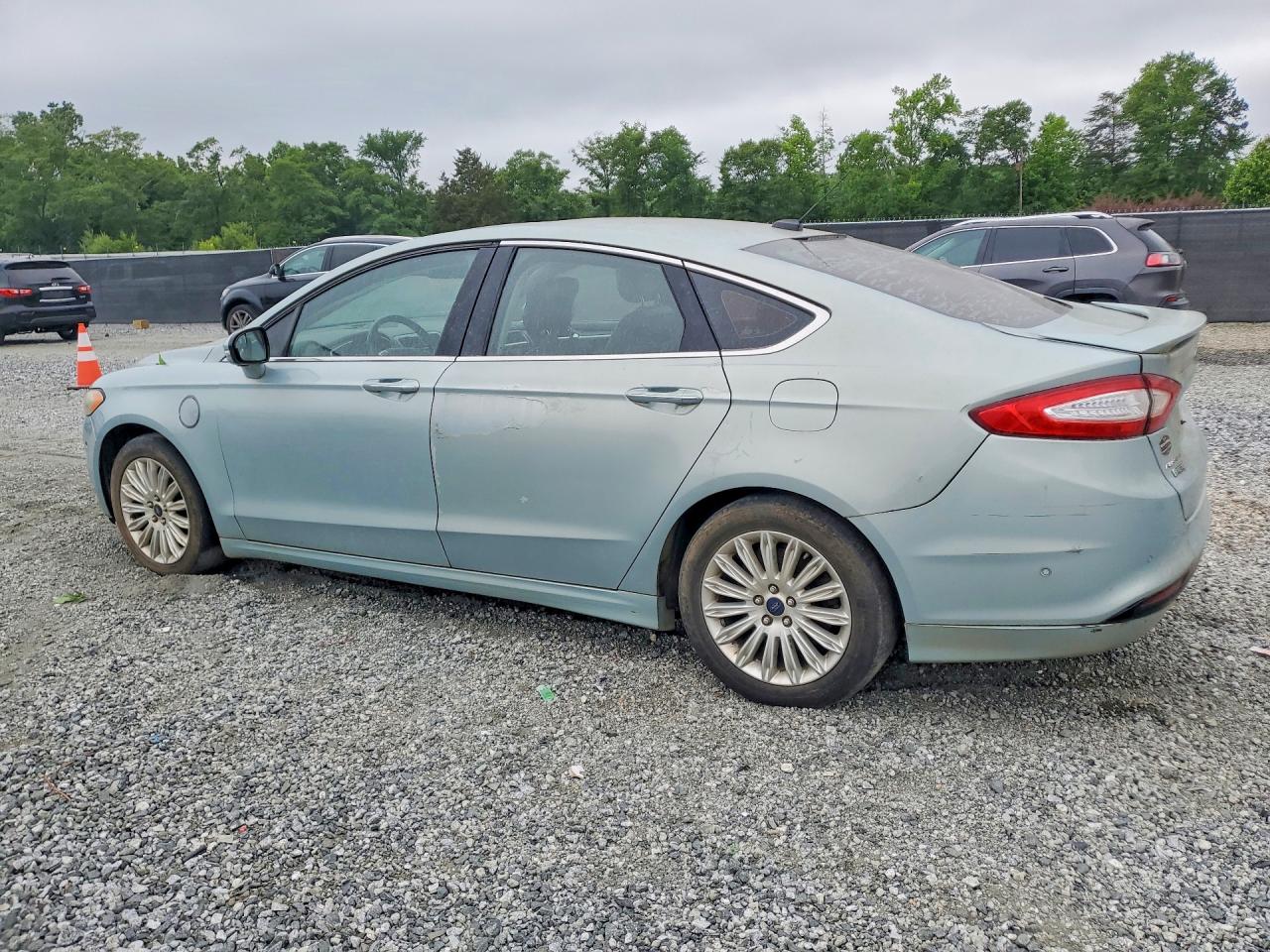 Ford Fusion Titanium Phev