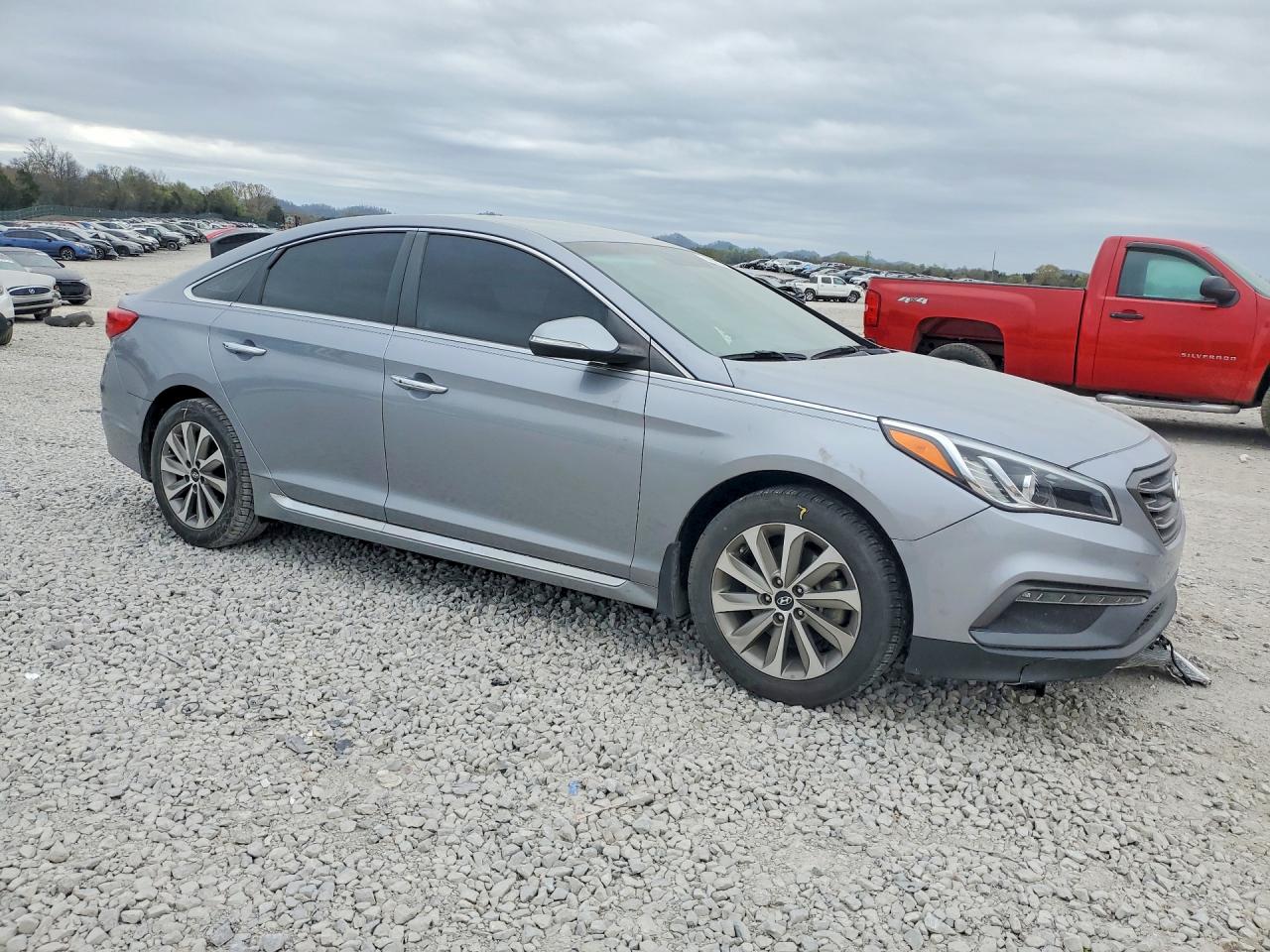 Hyundai SONATA