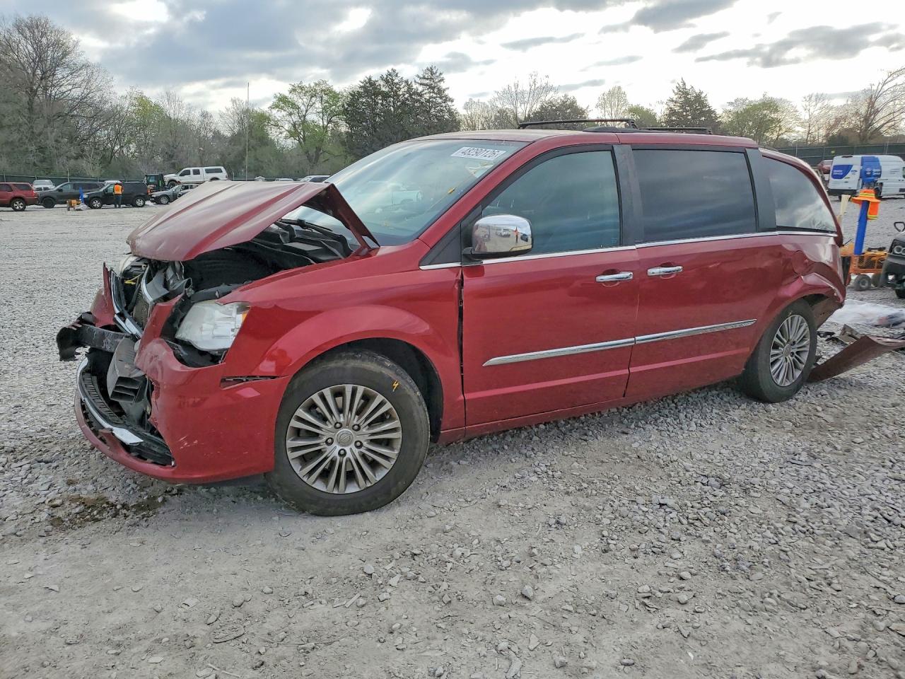 Salvage Chrysler Minivan Image
