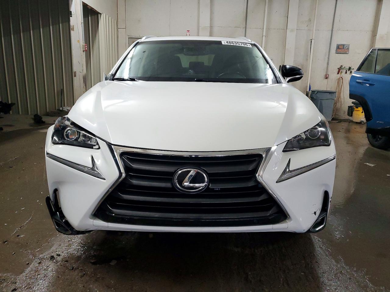 Lexus NX Base