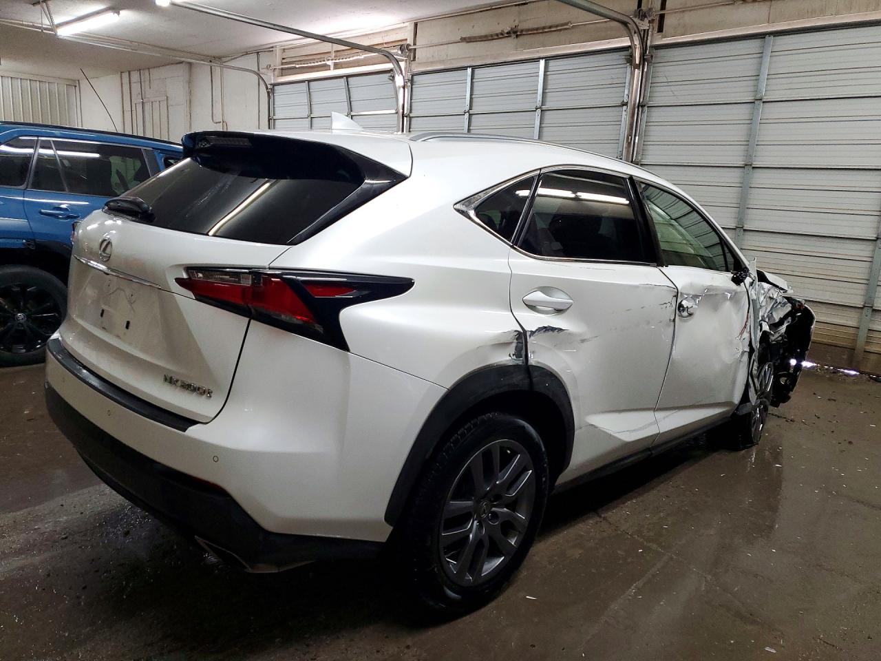 Lexus NX Base