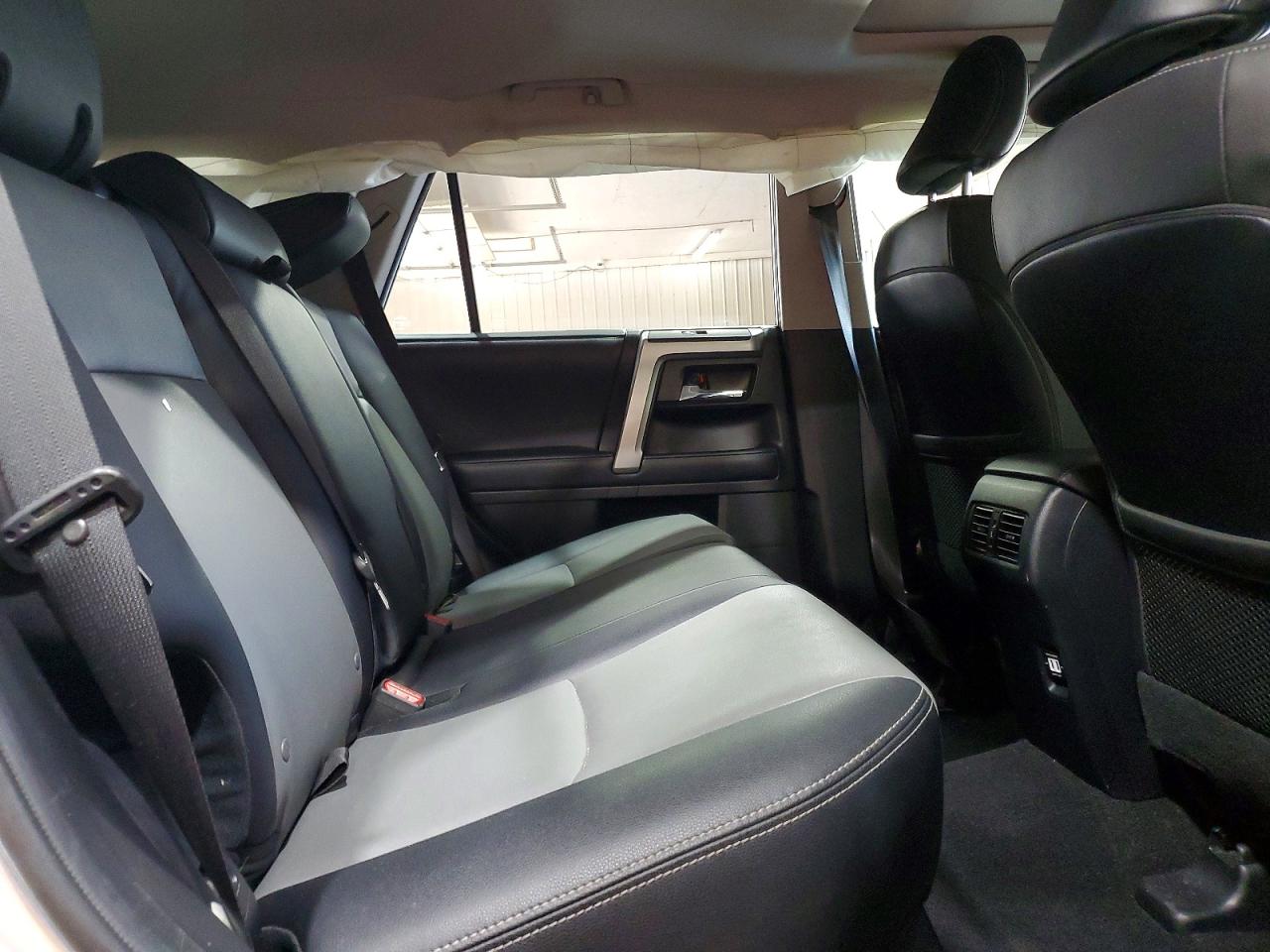 Toyota 4Runner Sr5 Premium