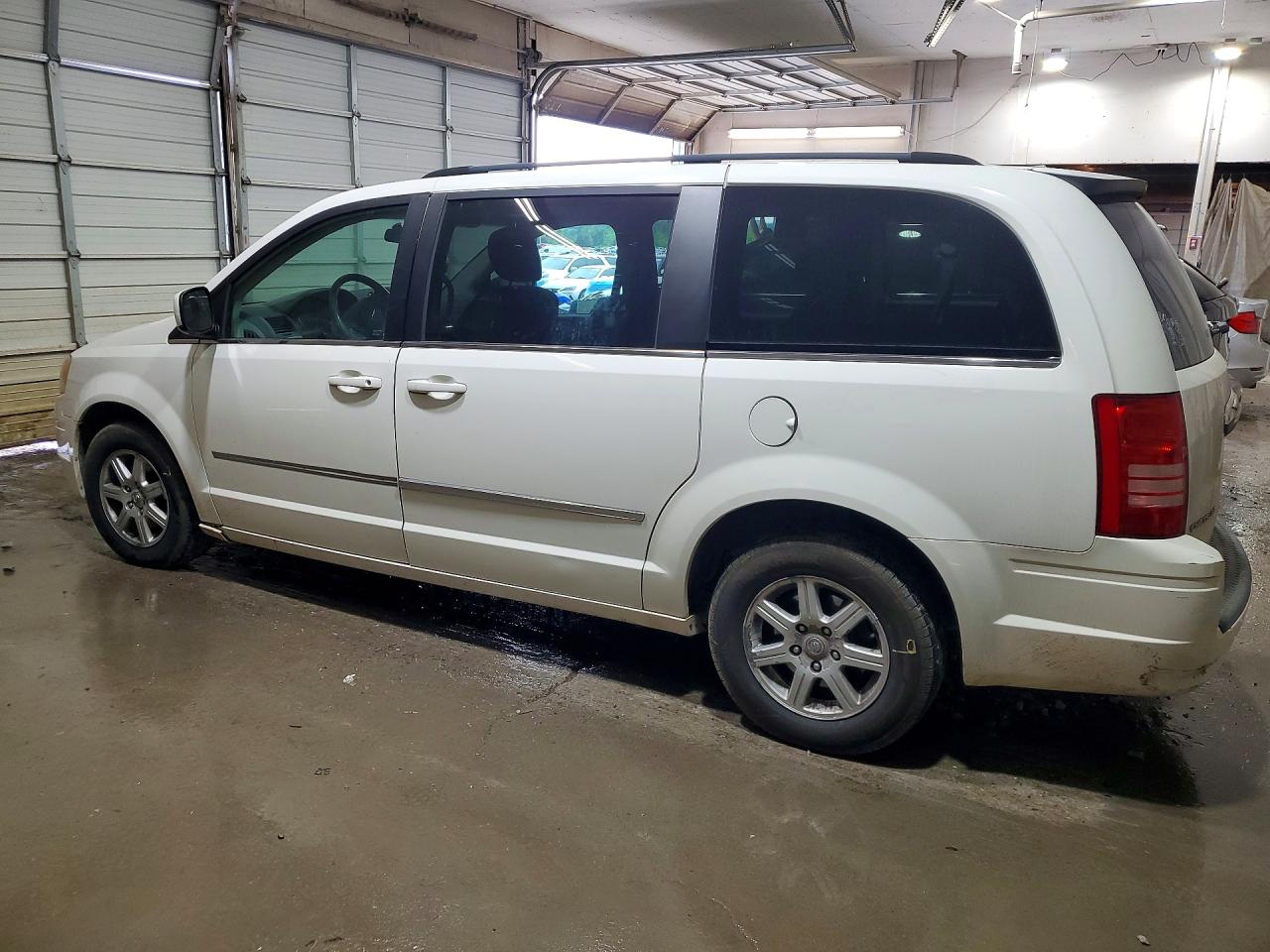 Chrysler Minivan Touring