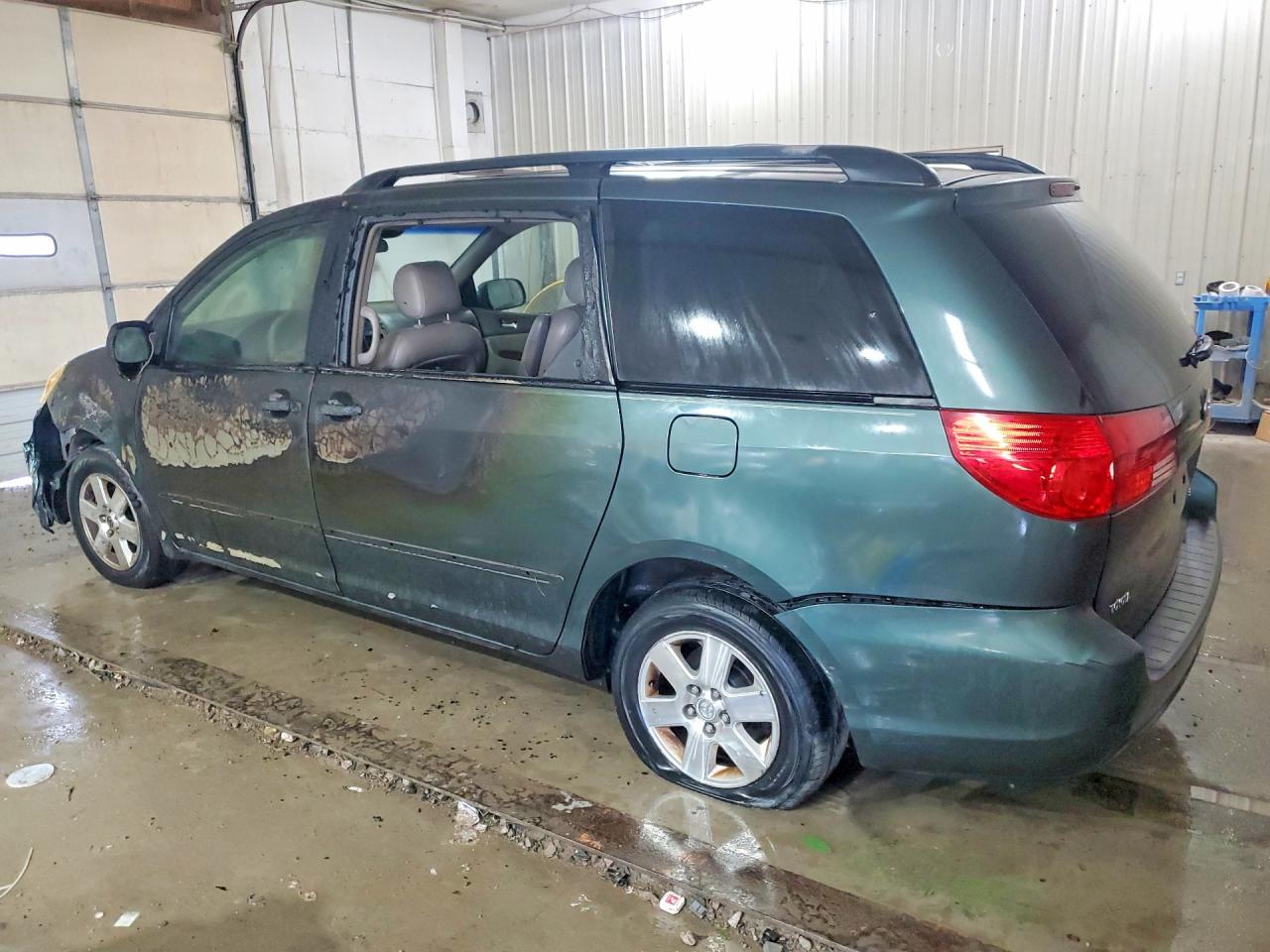Toyota Sienna Xle 7 Passenger