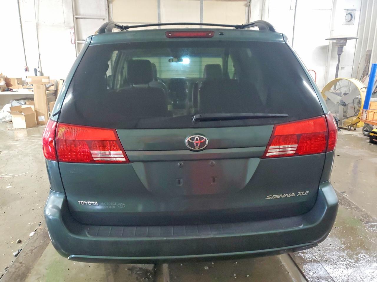 Toyota Sienna Xle 7 Passenger