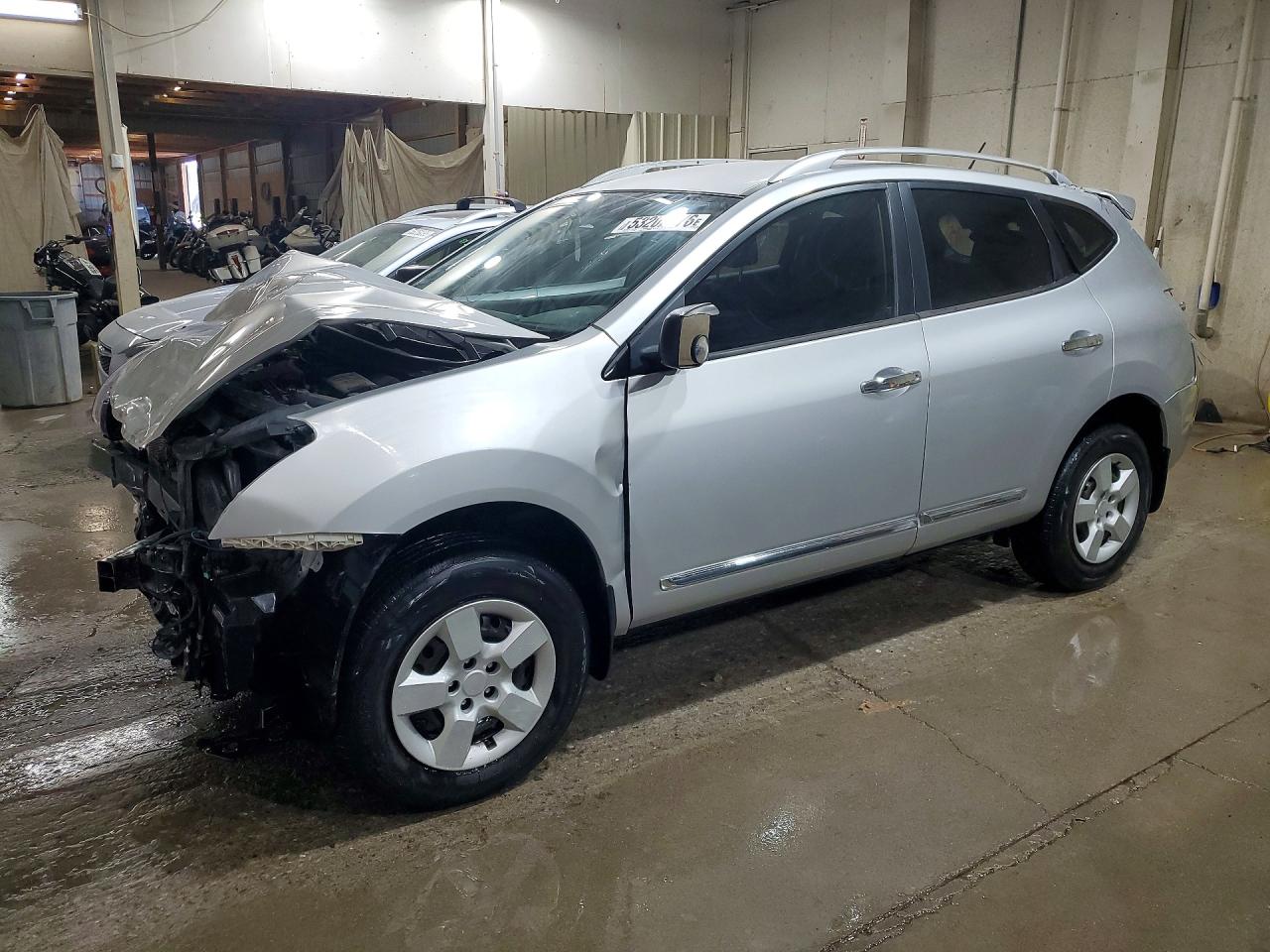 Salvage Nissan Rogue Image