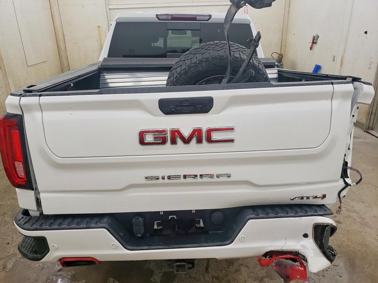 GMC Sierra K1500 At4